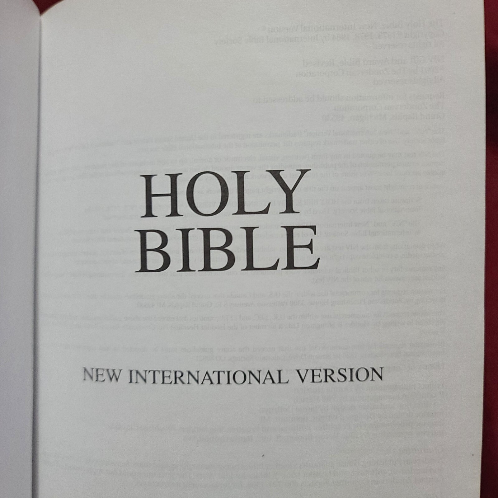 Zondervan New International Version NIV LeatherSoft Holy Bible