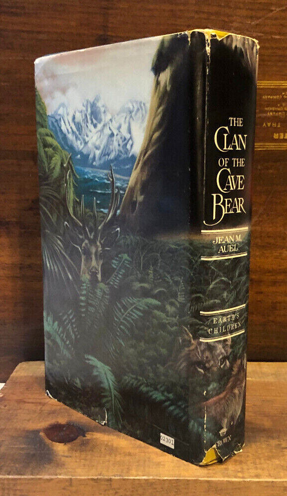 THE CLAN OF THE CAVE BEAR Jean M Auel 1980 Crown HCDJ 1st Edit 1st Print VG+ BCE
