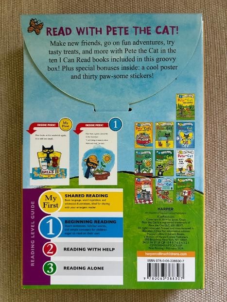 Pete the Cat’s Groovy Reading Box – 10 books, Poster, 30 Stickers – I Can READ