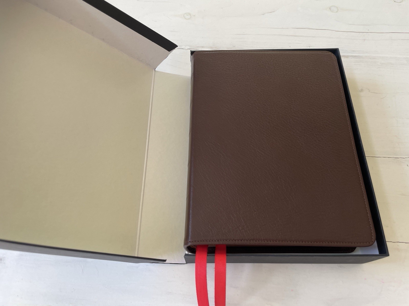 Rare Cambridge NKJV Clarion Bible Pilot Binding, Brown Edge-Lined Calfskin!
