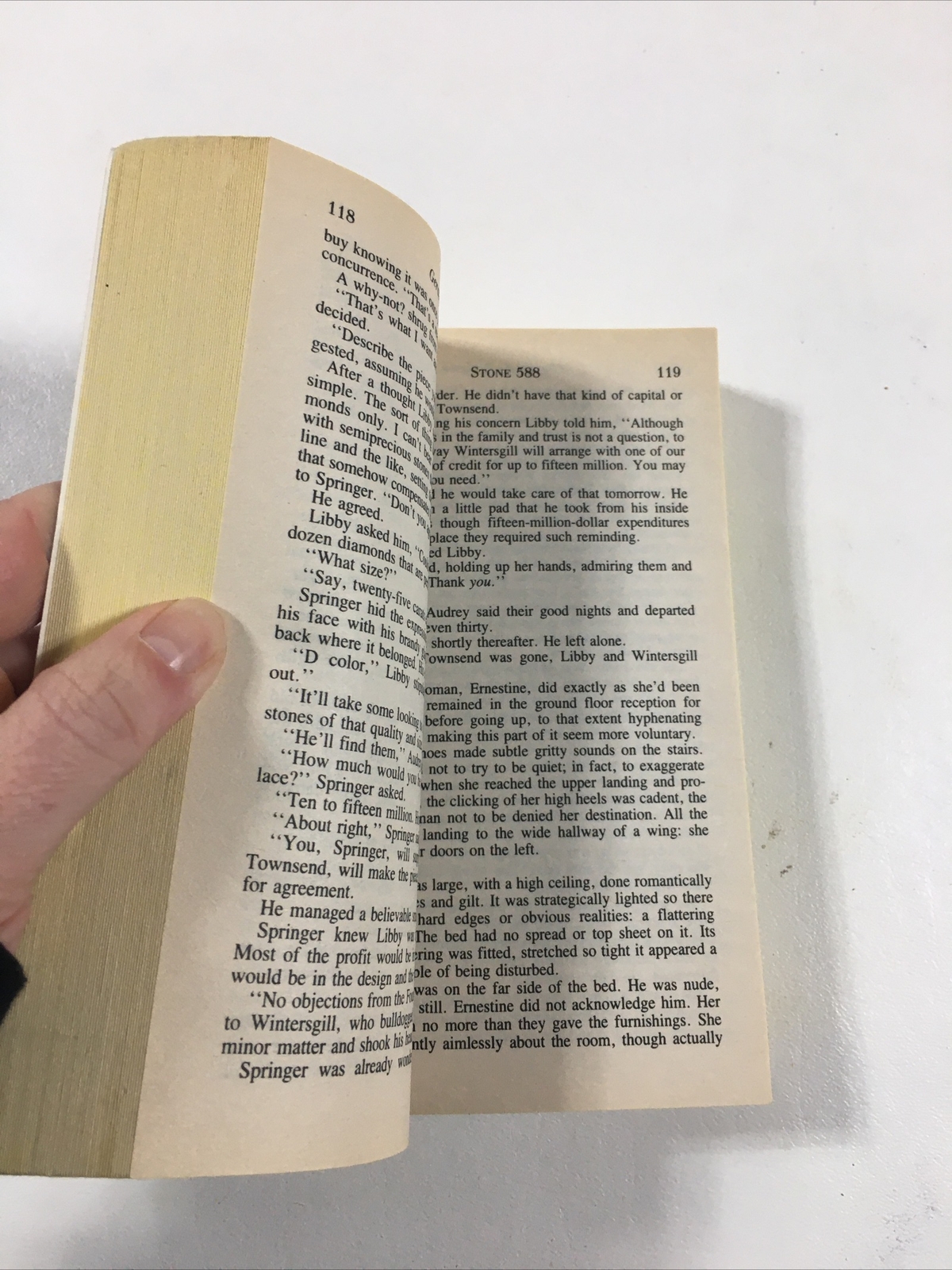 Stone 588 – Gerald A. Browne (1987, Paperback)