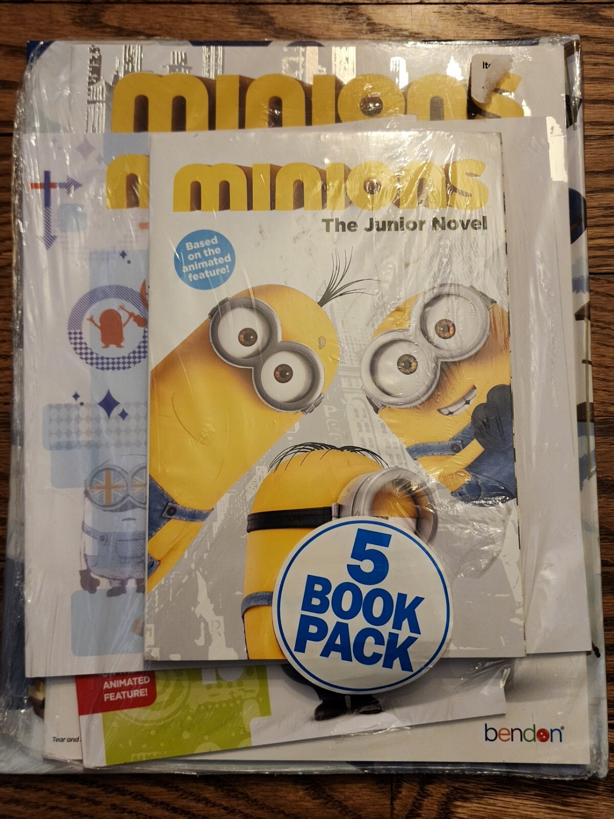 Minions 5 Book Set Bendon Publishing The Junior Novel Seek and Find Kids Reading