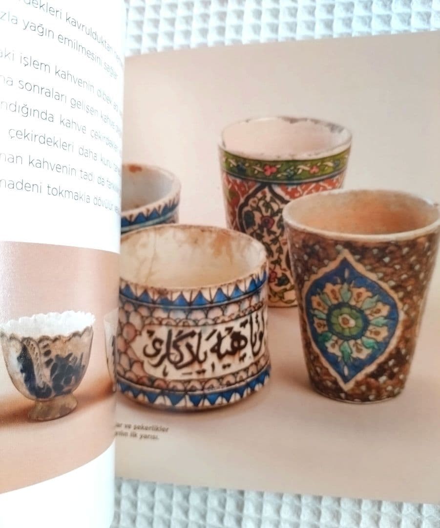 Kahve Molası Kütahya Coffee and Pottery 2019 Turkish Art Book 61 Pages