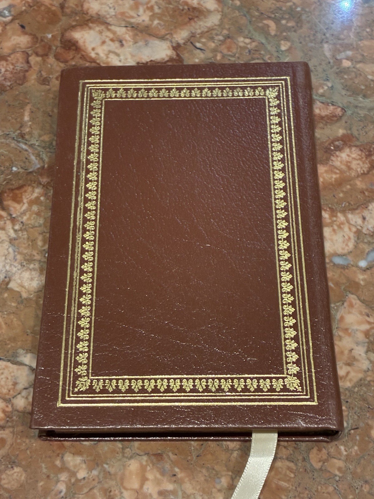 e. e. cummings Easton Press Poetry Book Leather Gold Fine Binding Poem Books