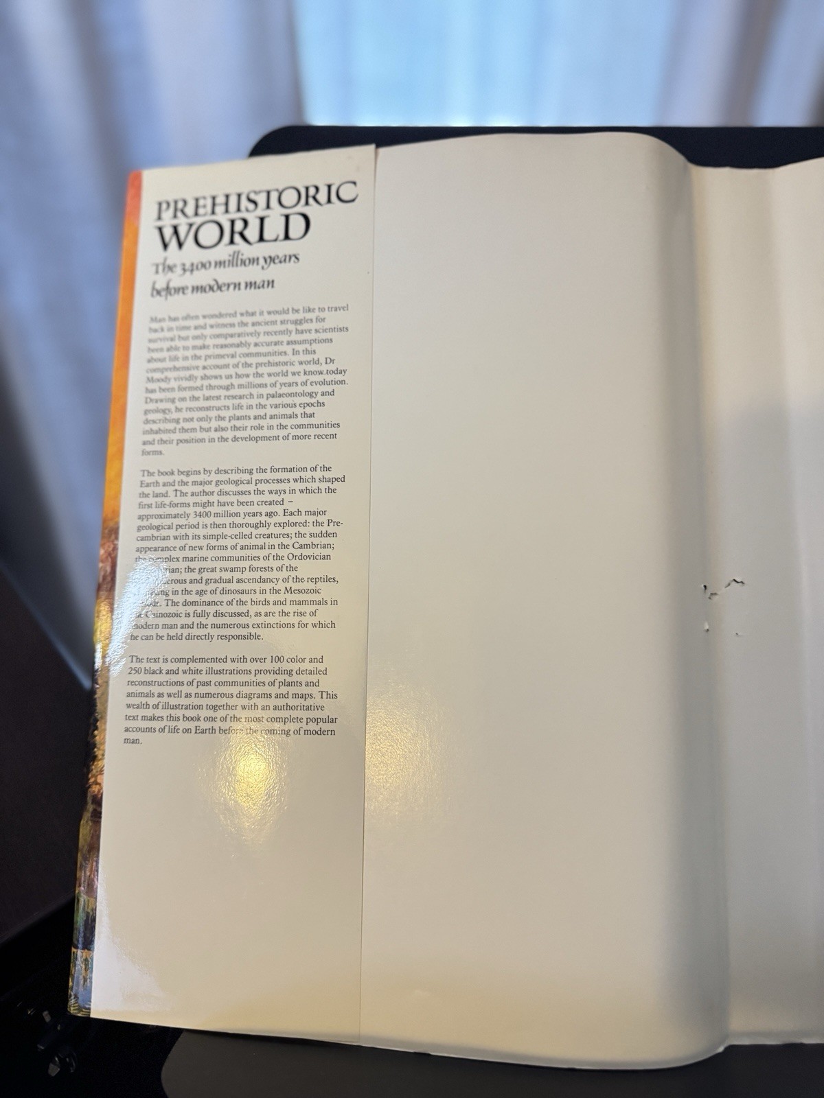 Prehistoric World | by Richard Moody | 1980 HC/DJ | Paleontology | Dinosaur
