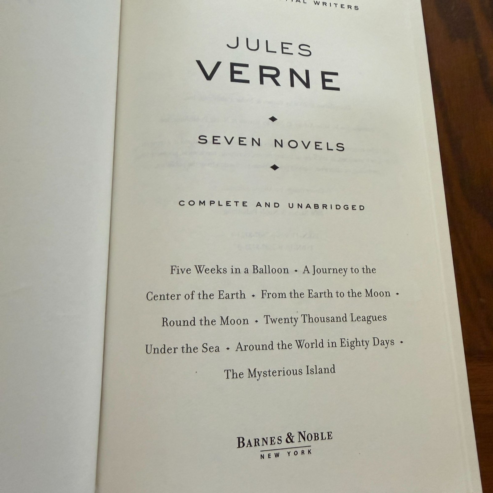 jules Verne Complete & Unabridged set of novels Barnes & Noble 7 novels