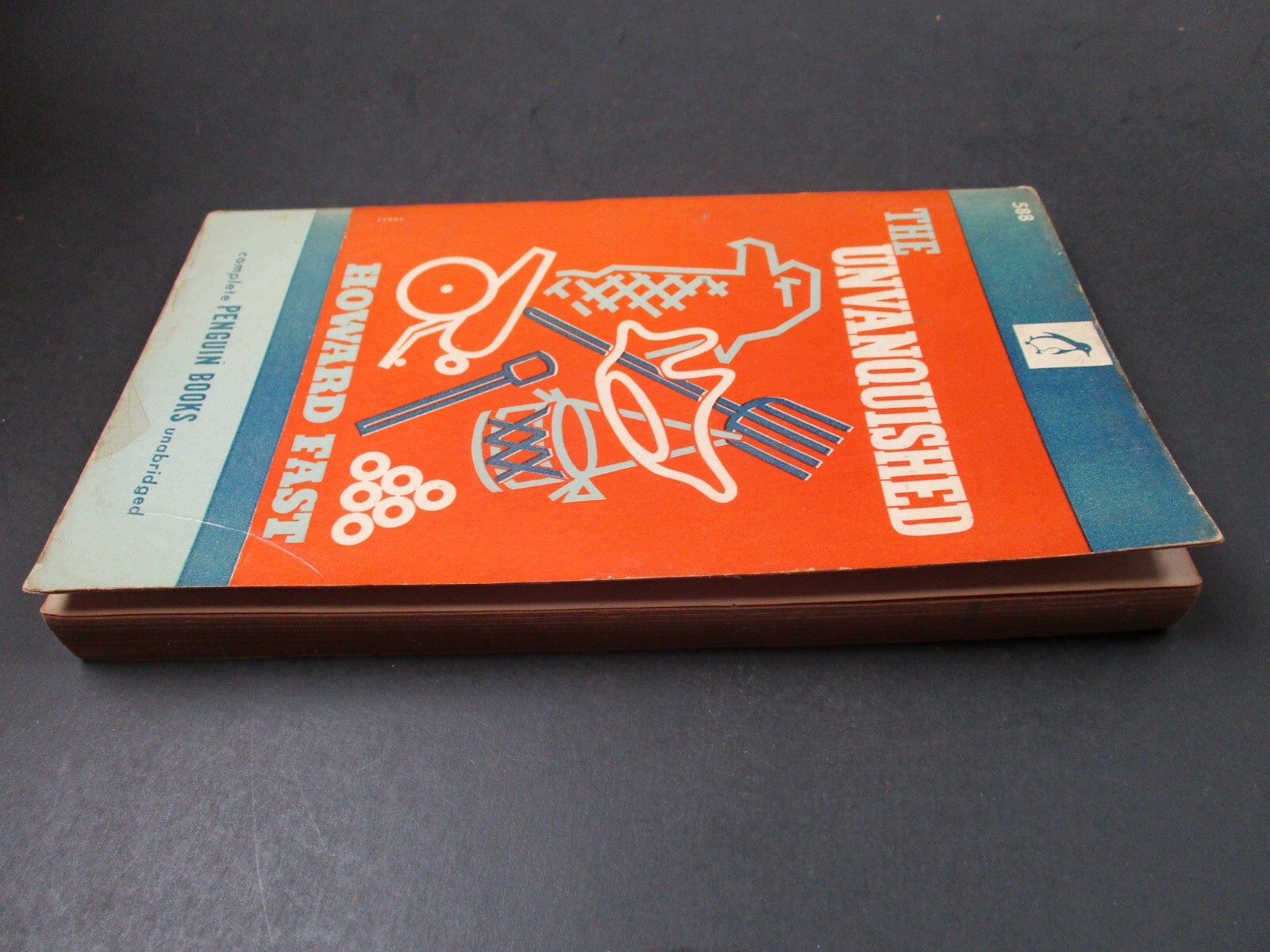 THE UNVANQUISHED by Howard Fast Penguin Book 1st Printing 1946 Paperback PB