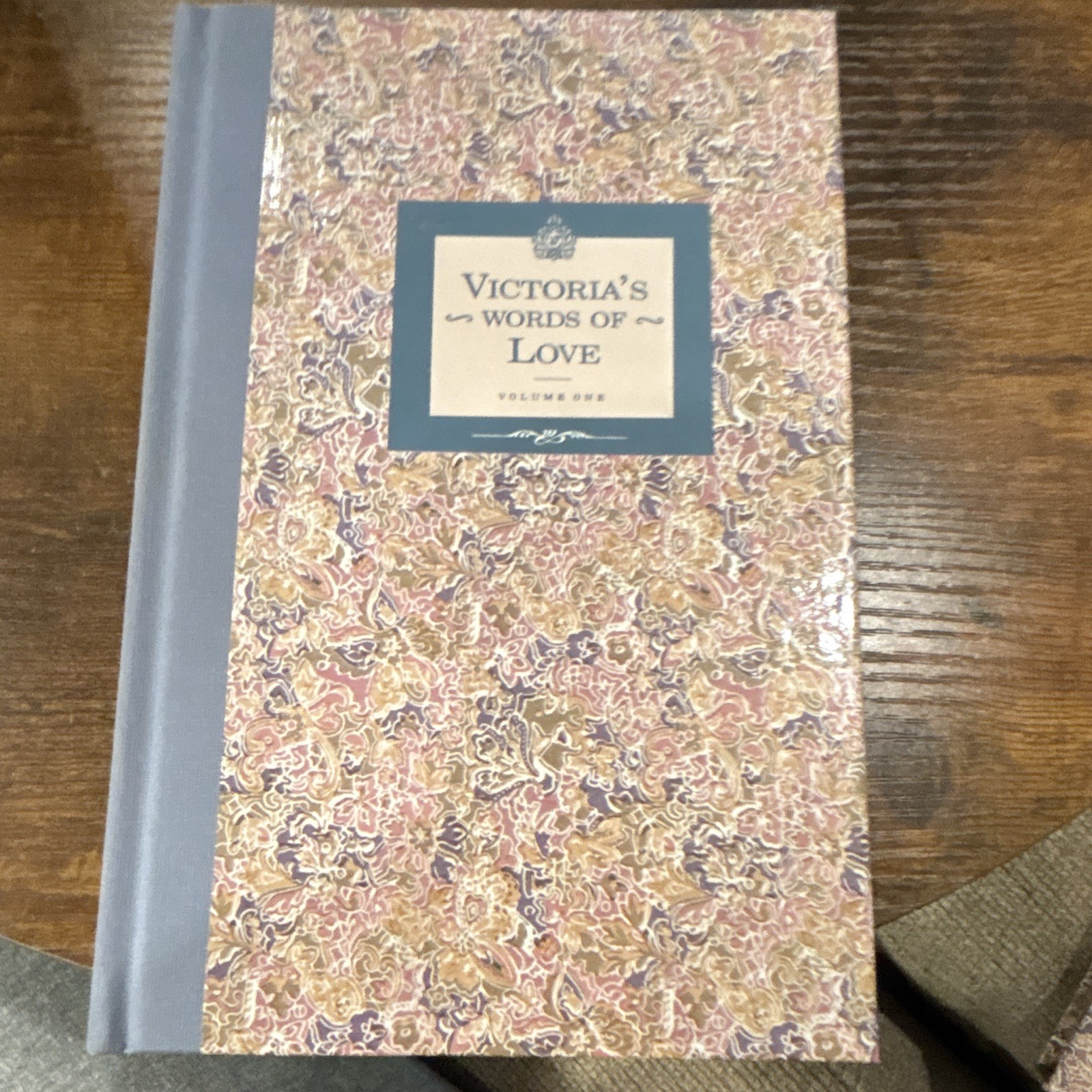 Victoria’s Words of Love Hardcover Book by Various Various (English)