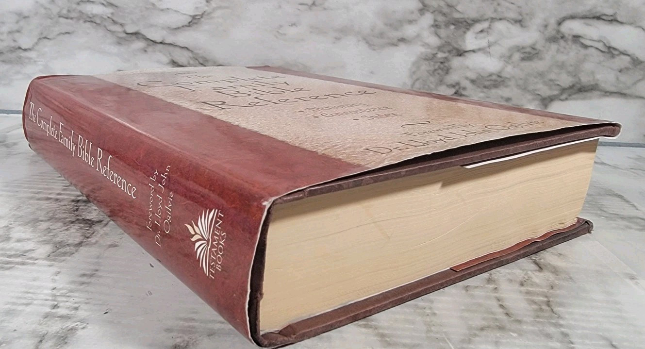 The Complete Family Bible Reference Dictionary Concordance Index / Hardback