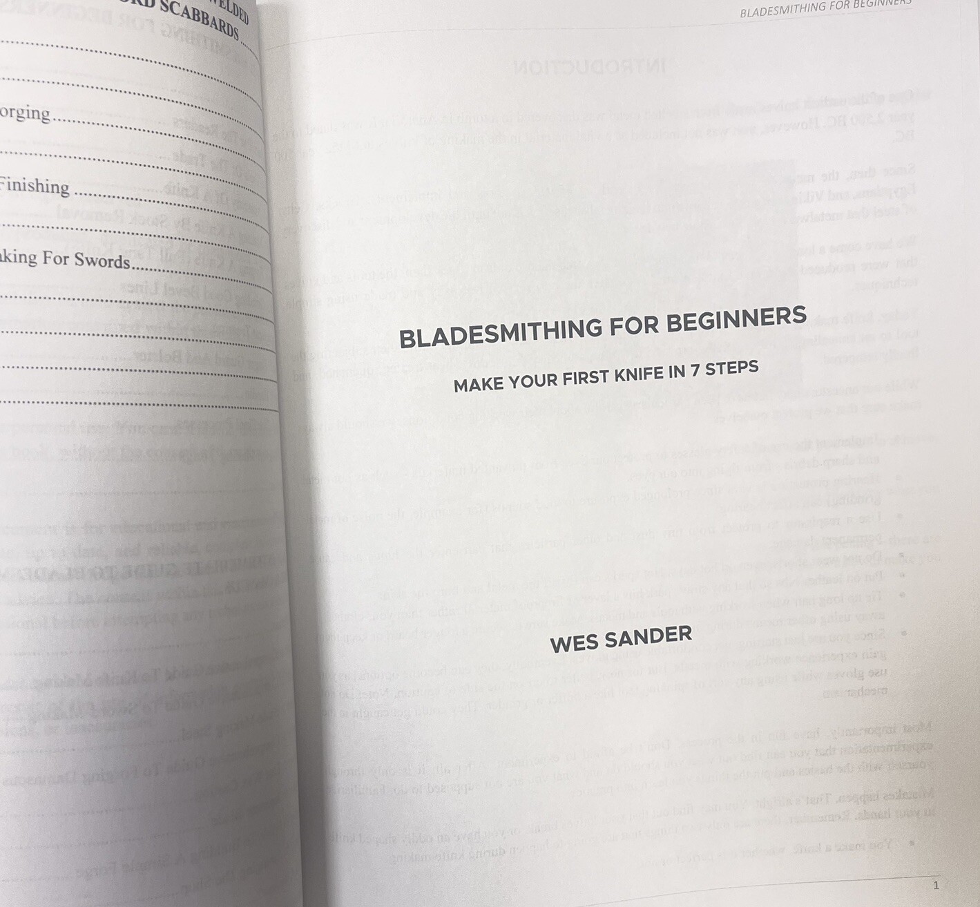Bladesmithing : Knife Making Compendium; By Wes Sander; (2019)