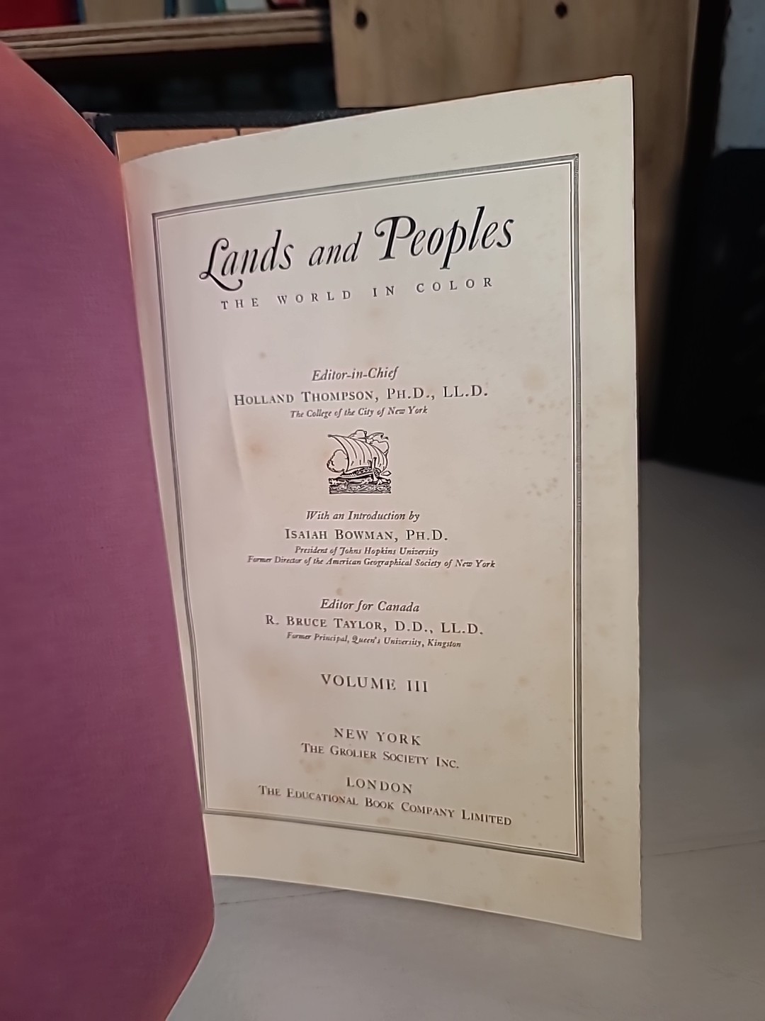 Lands and Peoples The World in Color Set of 5 Hardcover Volumes Grolier