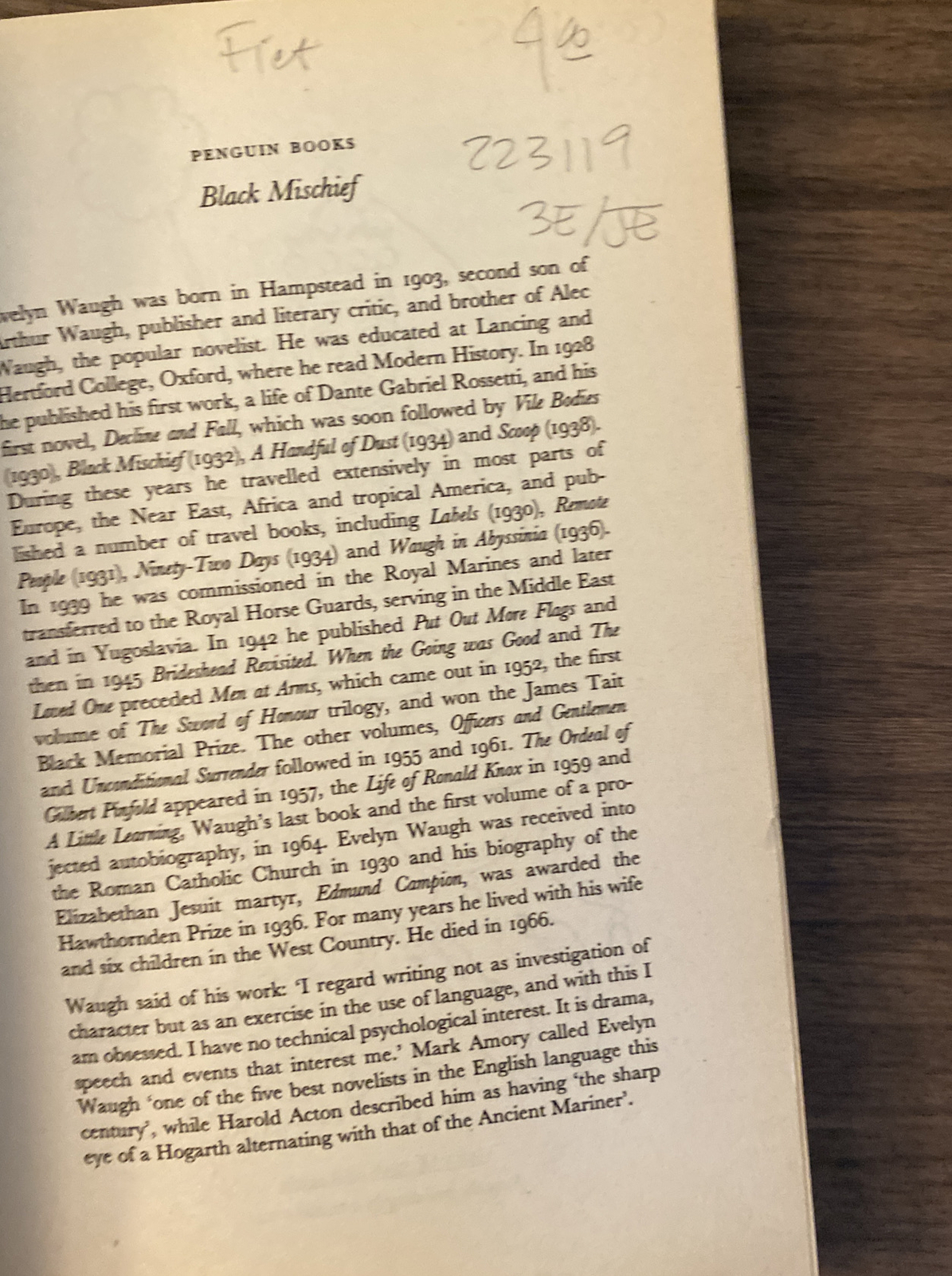 Black Mischief by Evelyn Waugh PB