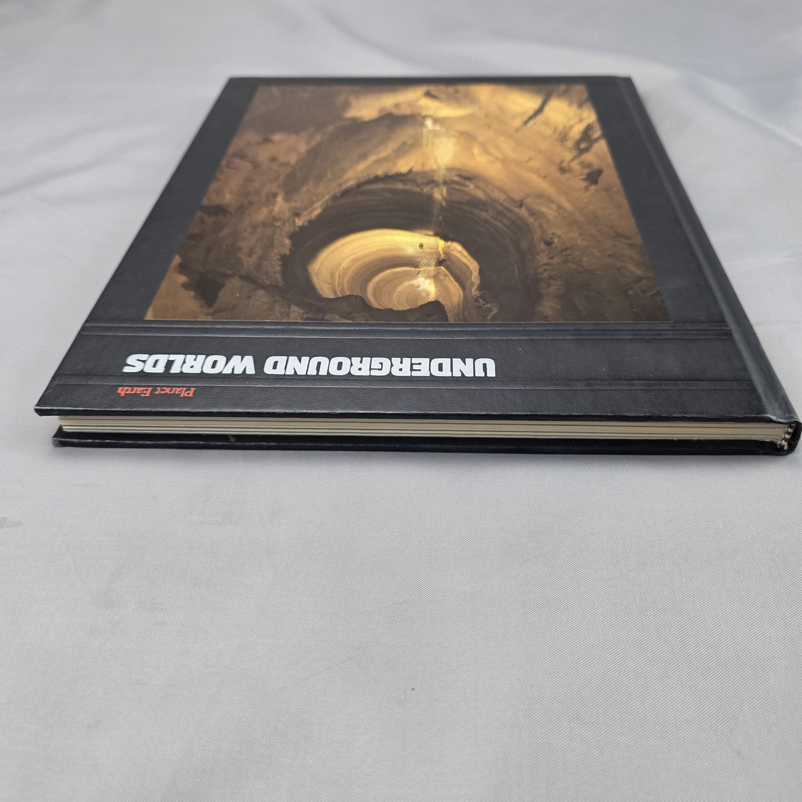 Vintage Underground Worlds Time-Life Planet Earth HC Black Caves Geology Book
