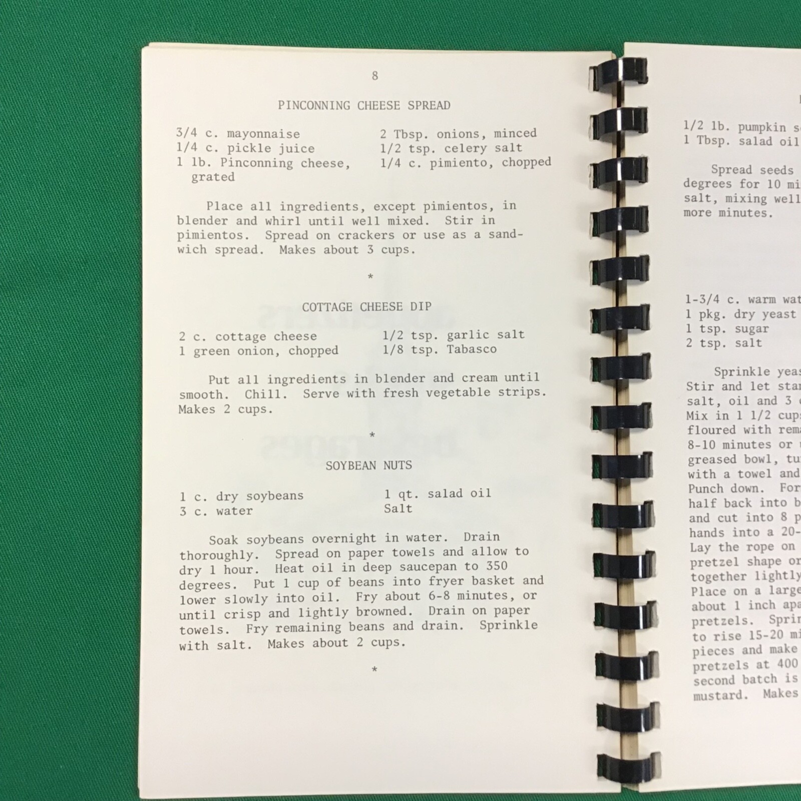 Lansing Michigan Cooking by Carole Eberly Vtg 1977 Cookbook SEE INDEX 4th Print