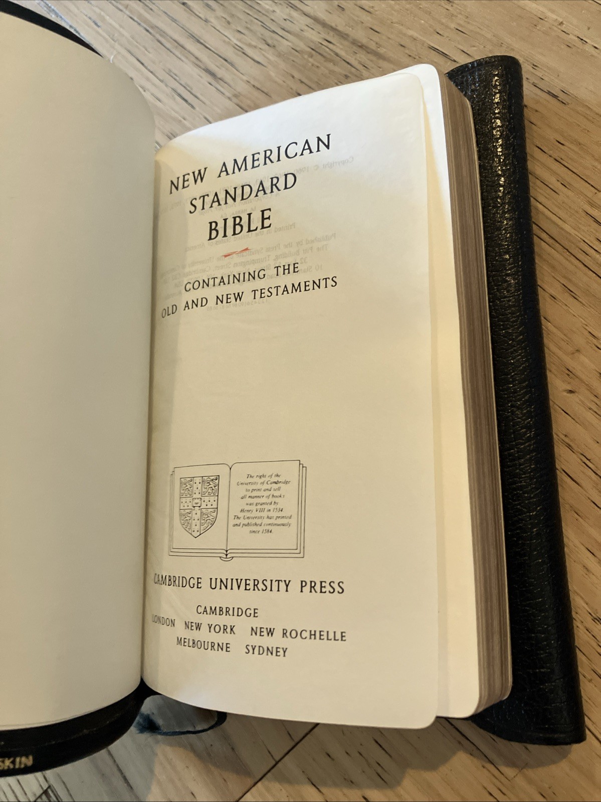 Cambridge Crystal Bible NASB 1977 Genuine Calfskin Leather Snap B795XRL in Box