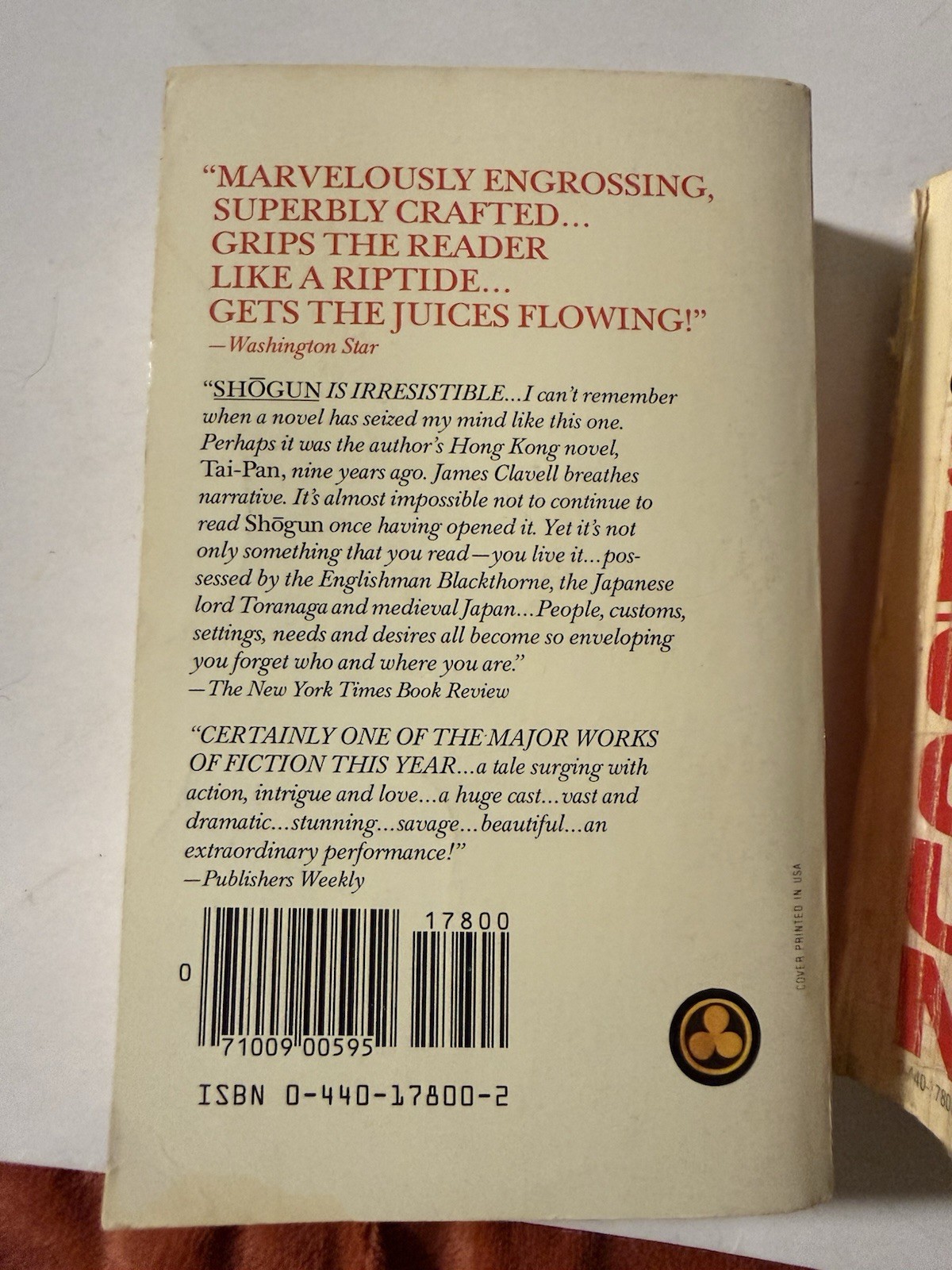 James Clavell’s Shogun Paperback Books Lot Of 2
