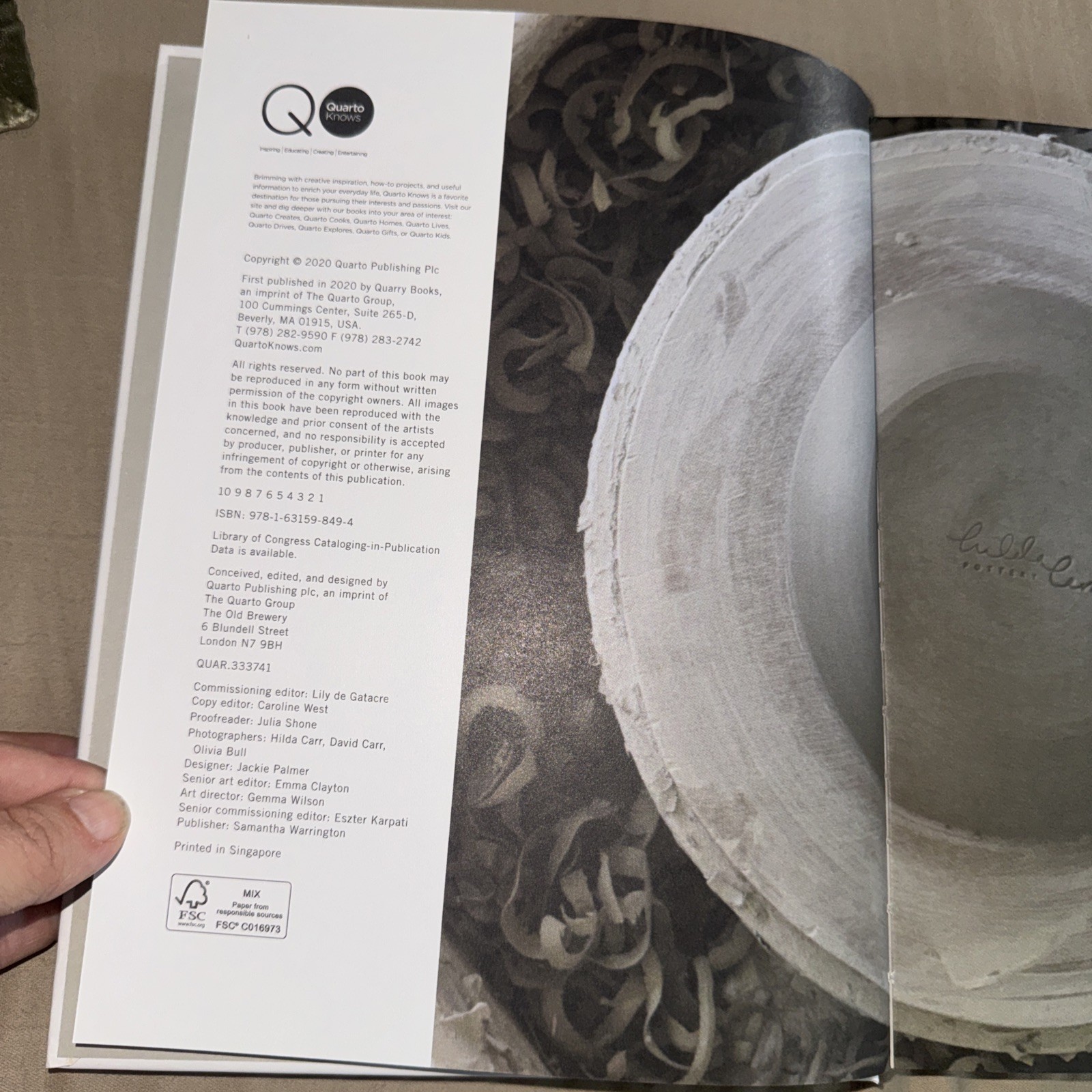 Carve Your Clay: Techniques to Bring the Ceramics Surface to Life by Carr