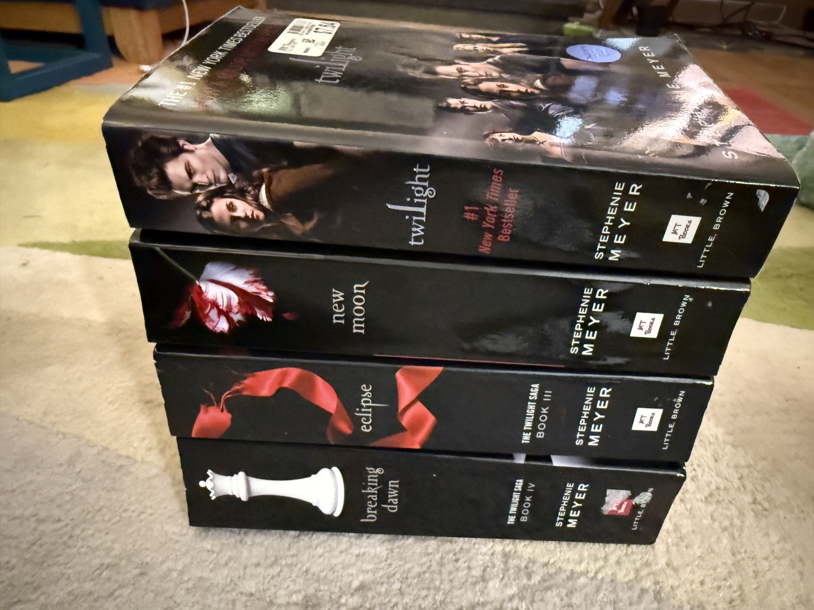 Twilight Saga 1-4 Set Stephanie Meyer New Moon Eclipse Breaking Dawn
