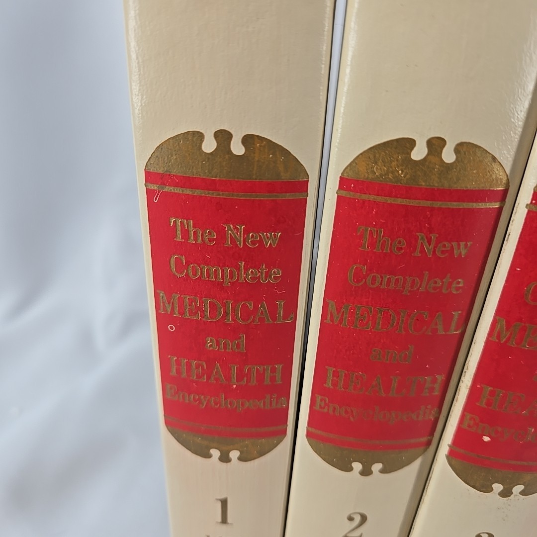 1982 Vintage – The New Complete Medical and Health Encyclopedia Four Volume Set