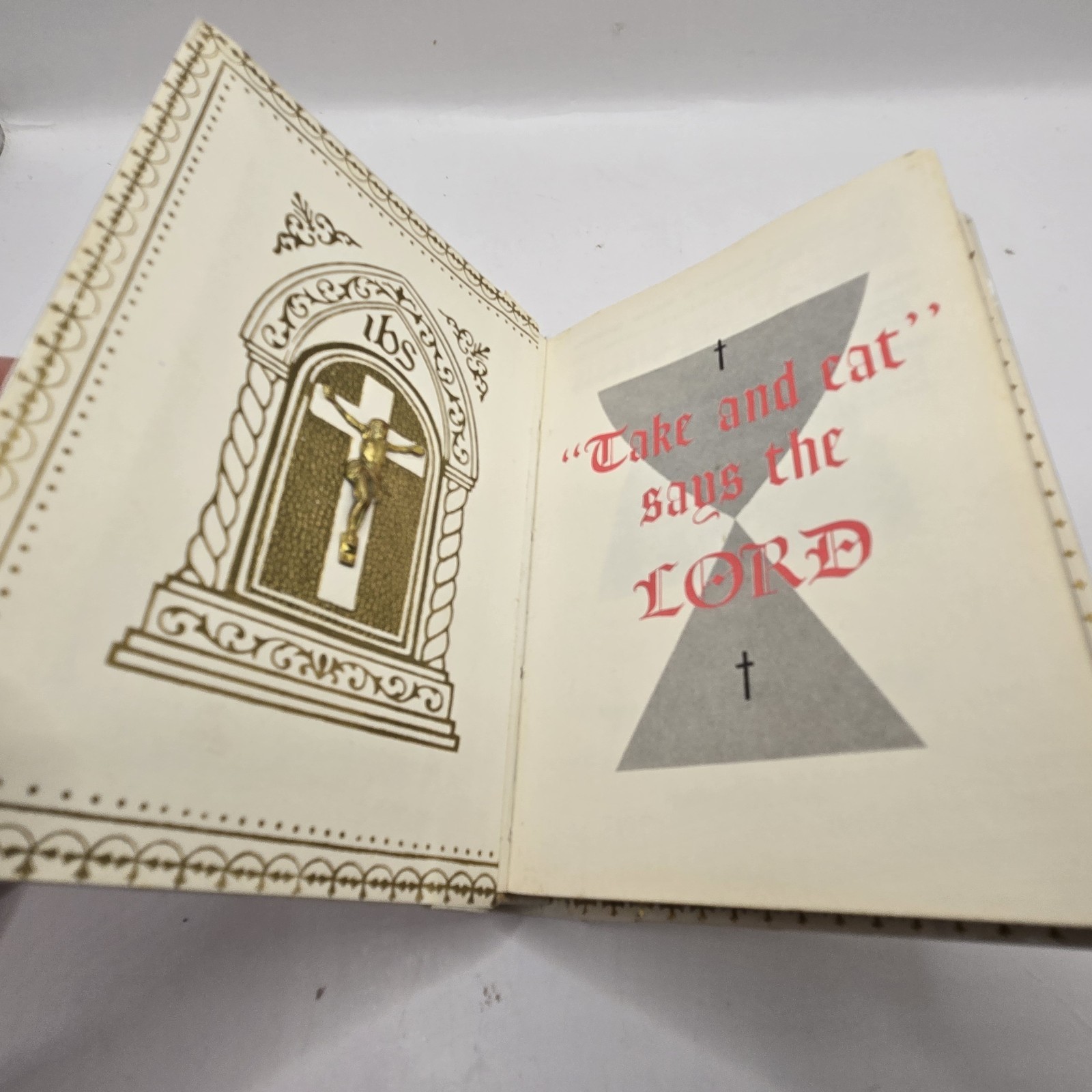 Blessed Trinity Missal 1972 Edition Reverend Robert E. Southard & Original Box