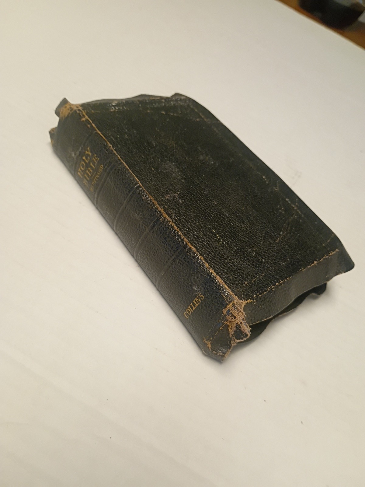 COLLINS Holy Bible- Illustrated -Vintage Black – Pocket Size