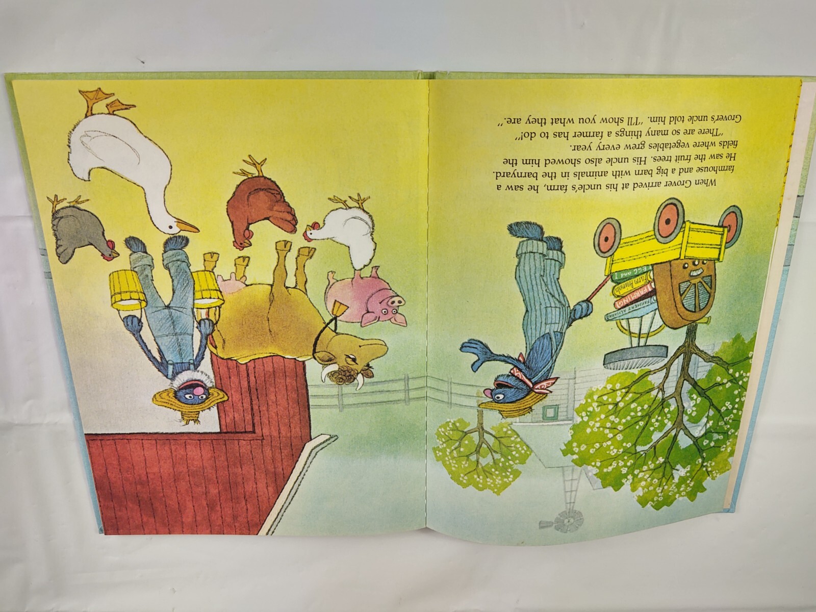 Vtg 1980 Down On The Farm With Grover Book Sesame Street Book Club Golden CTW