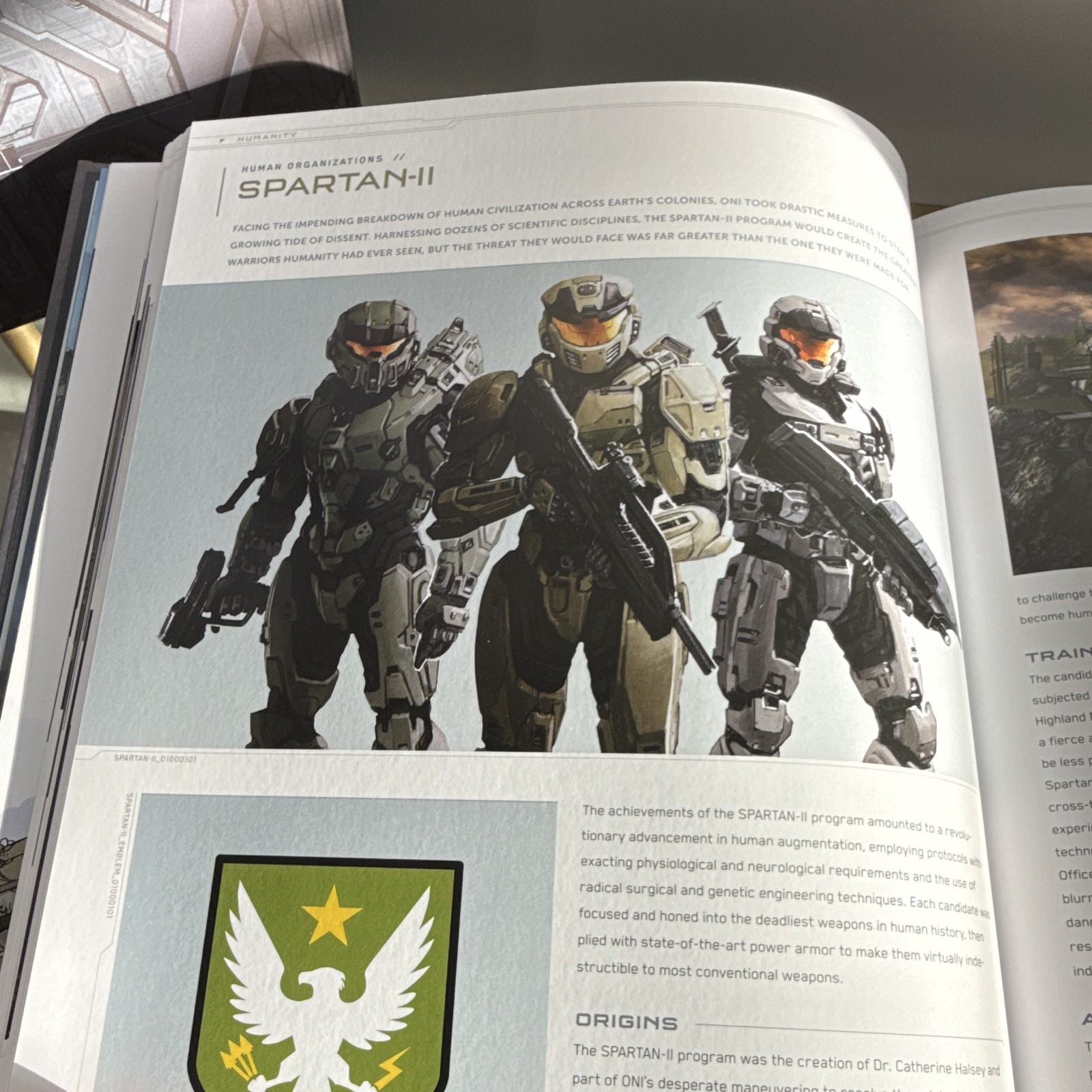 Halo Encyclopedia Deluxe Edition Hardcover 2022 Dark Horse Comics 488 Pages