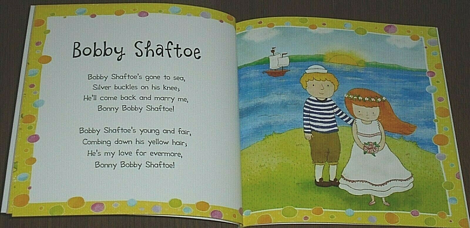 HEY DIDDLE DIDDLE AND OTHER RHYMES BOOK (17cm X 17cm) 2019 BRAND NEW