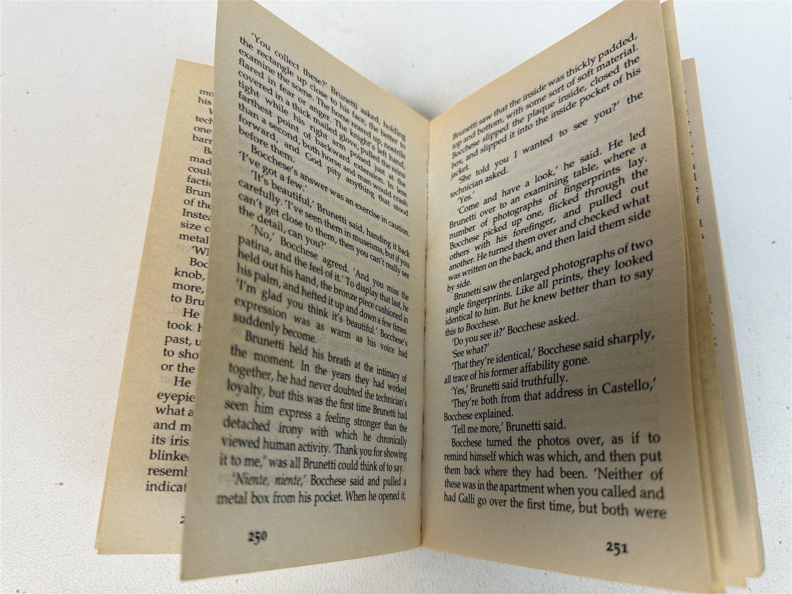 Donna Leon Lot 13 Commissario Brunetti Death La Fenice / Girl of His Dreams