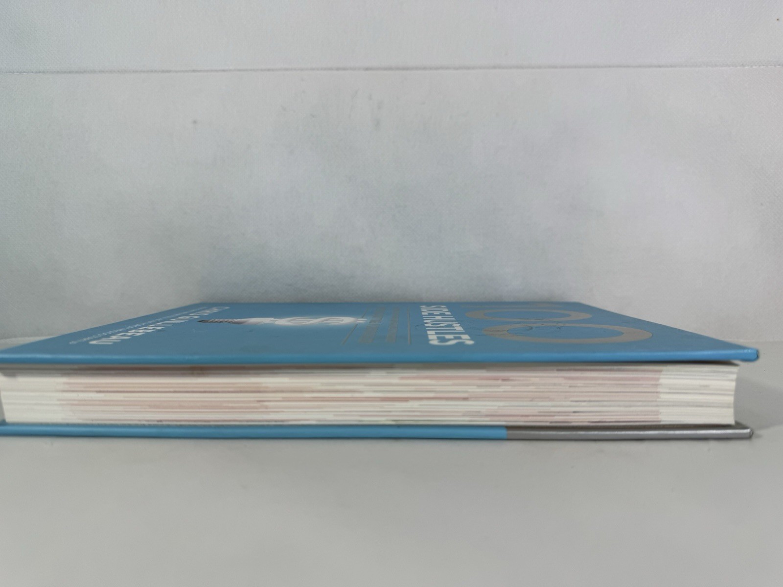 100 Side Hustles Chris Guillebeau Hardcover 2019 Good Condition