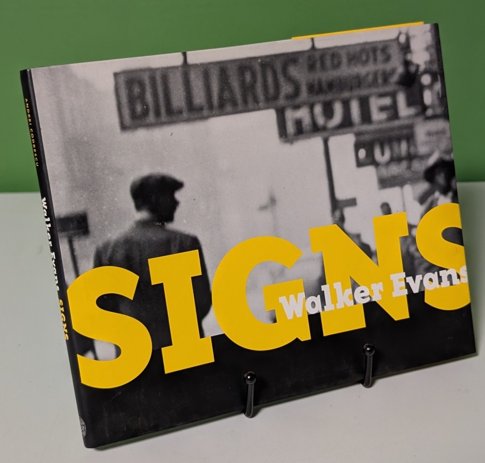 SIGNS By Walker Evans 1930s Photography New York Chicago Havana City Art Book