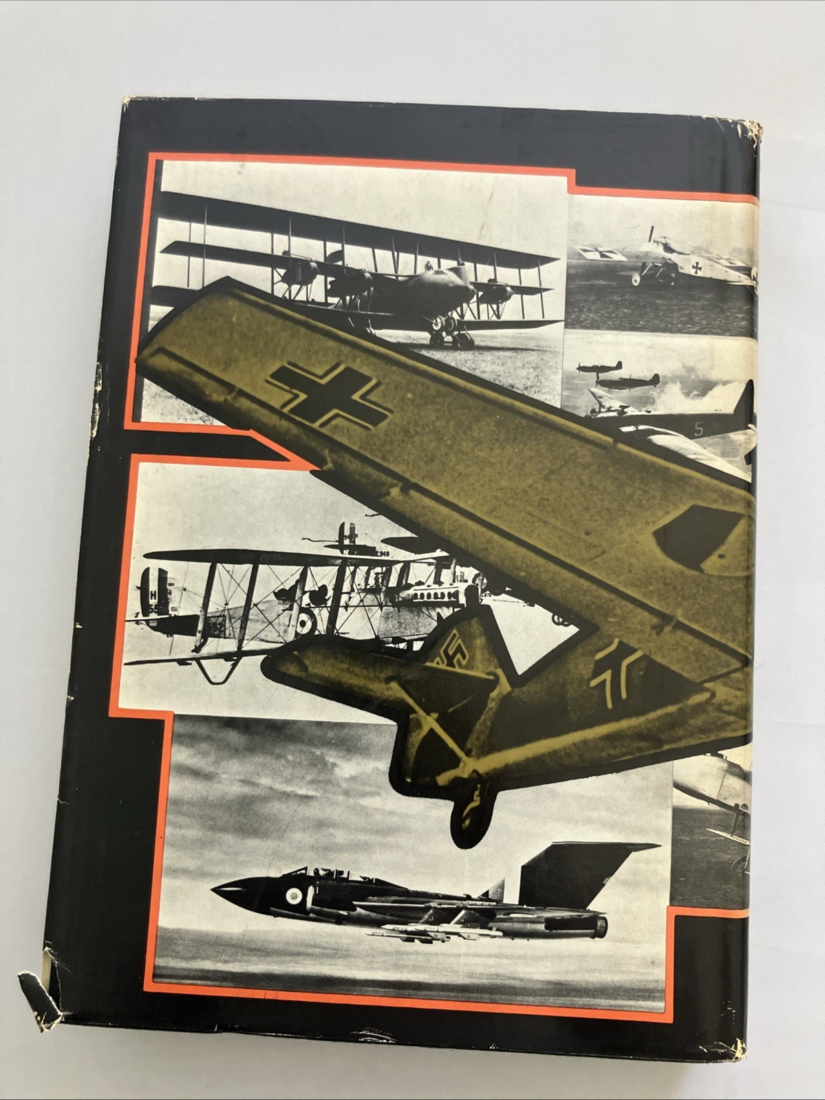 THE MILITARY AIRPLANE Whitehouse History Development Aviation Combat Aircraft