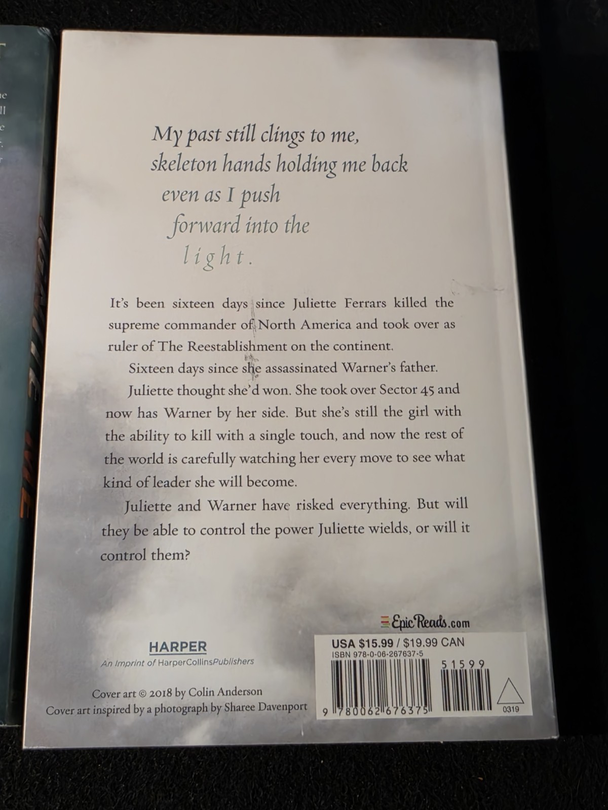 4 Shatter Me Books Out Of The Series Shatter Me – TAHEREH MAFI – Nice Copies