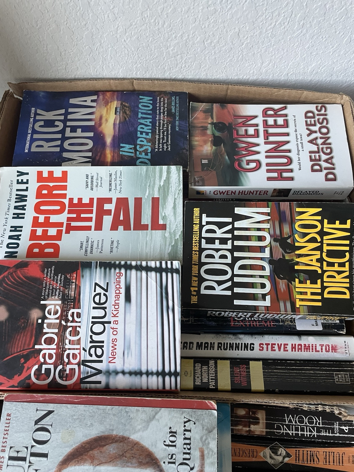 Lot of 10 Suspense Mystery Thriller PBs Mixed Author Random Pick No Duplicates