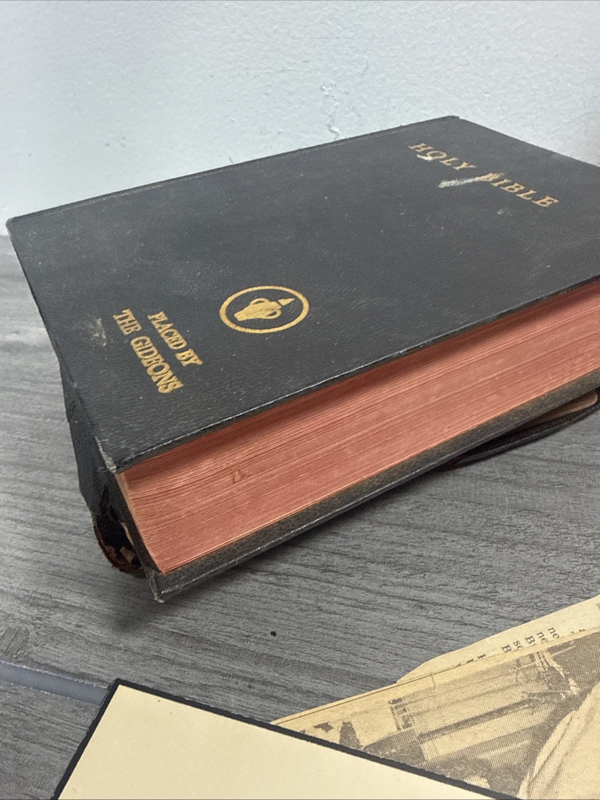 Bibles Mixed Lot VTG Antiques Old Worn 1929 RSV ASV References Gold Edge