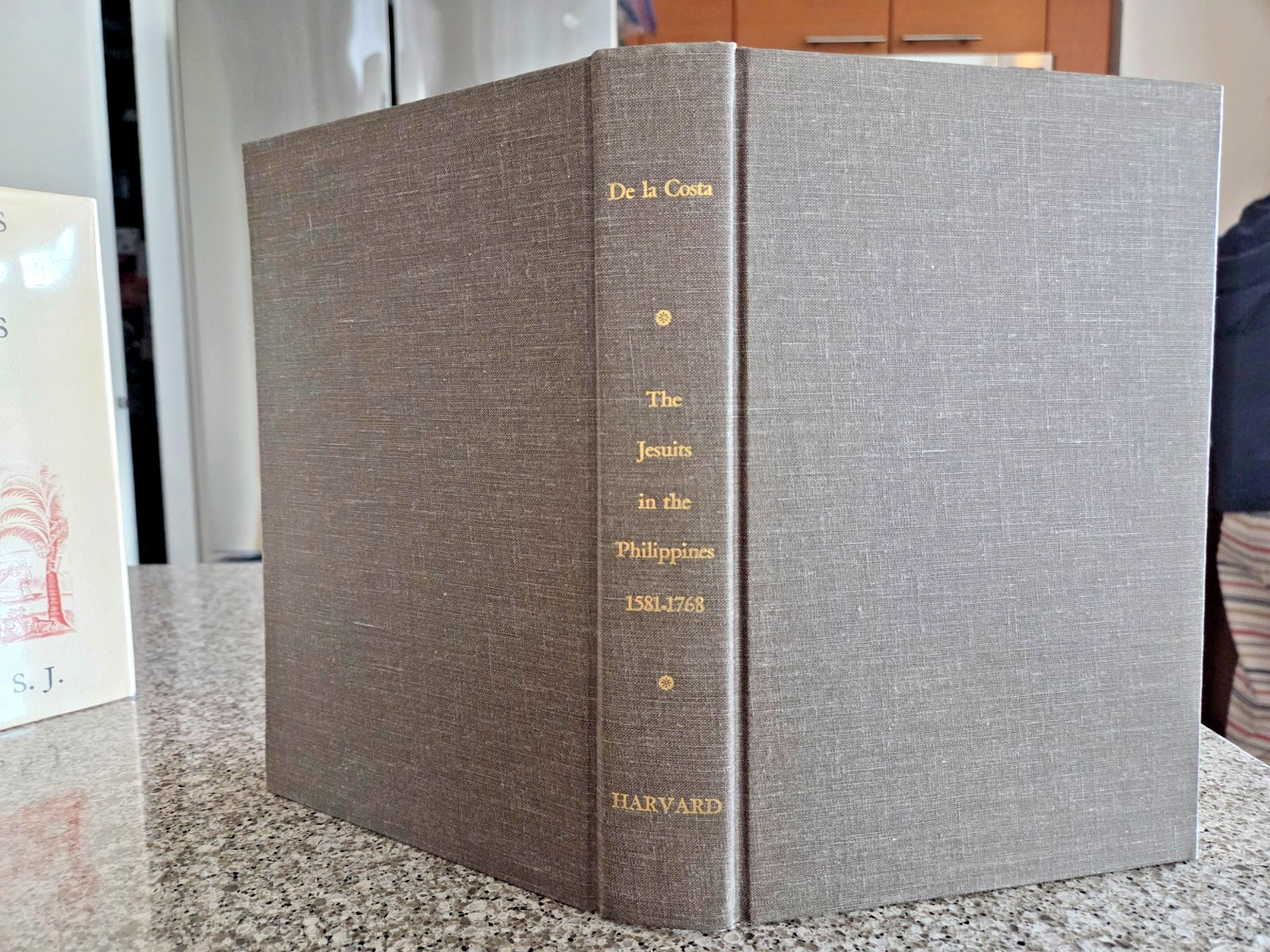 Jesuits in the Phillippines, 1581-1768 / H. de la Costa, 1967 HCDJ 1st Ed, VG+