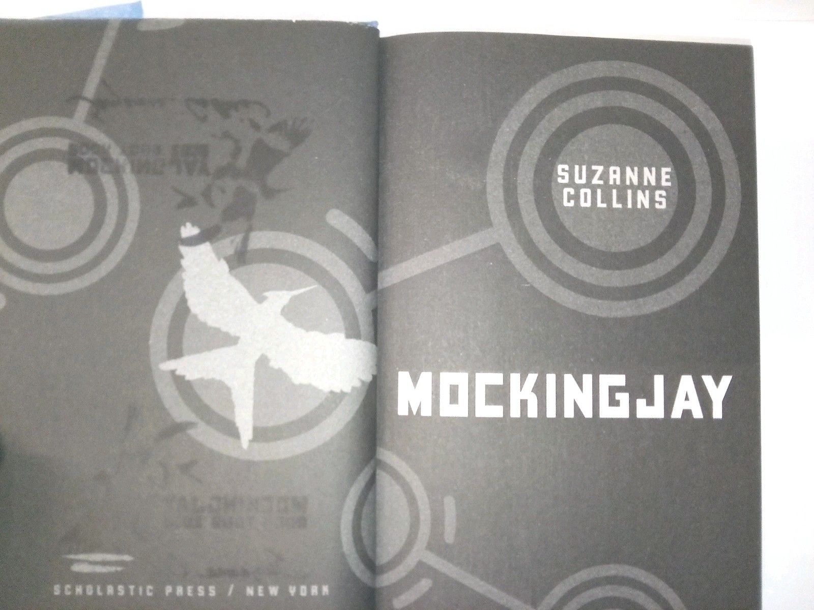 Mockingjay, Rare 2010 Book Tour Signature (The Hunger Games) Suzanne Collins