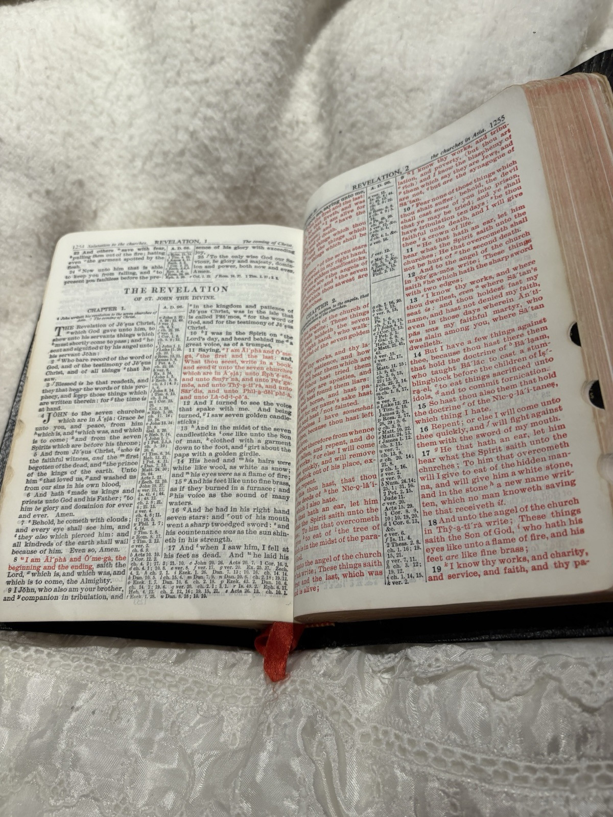 1963 Holy Bible KJV Self-Pronouncing Edition, Red Letter National Bible Press LN