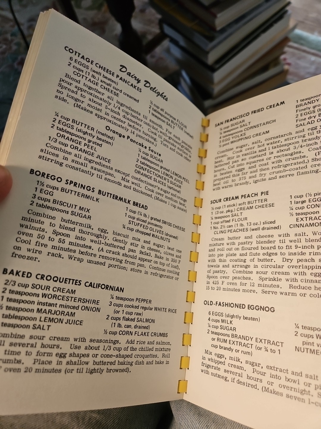California Favorites Cook Book 400 Recipes Al Mildred Fischer 1979 Spiral VG A1