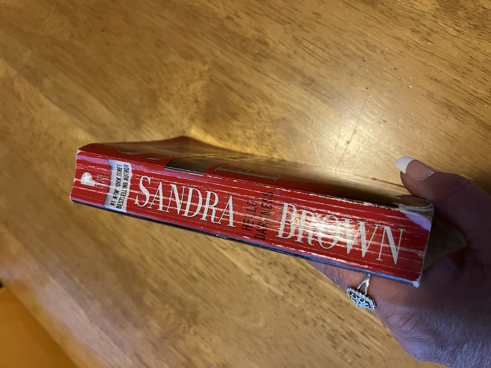 Sandra Brown Paperback Hello Darkness 2003 Pocket Star Books 476 Pages