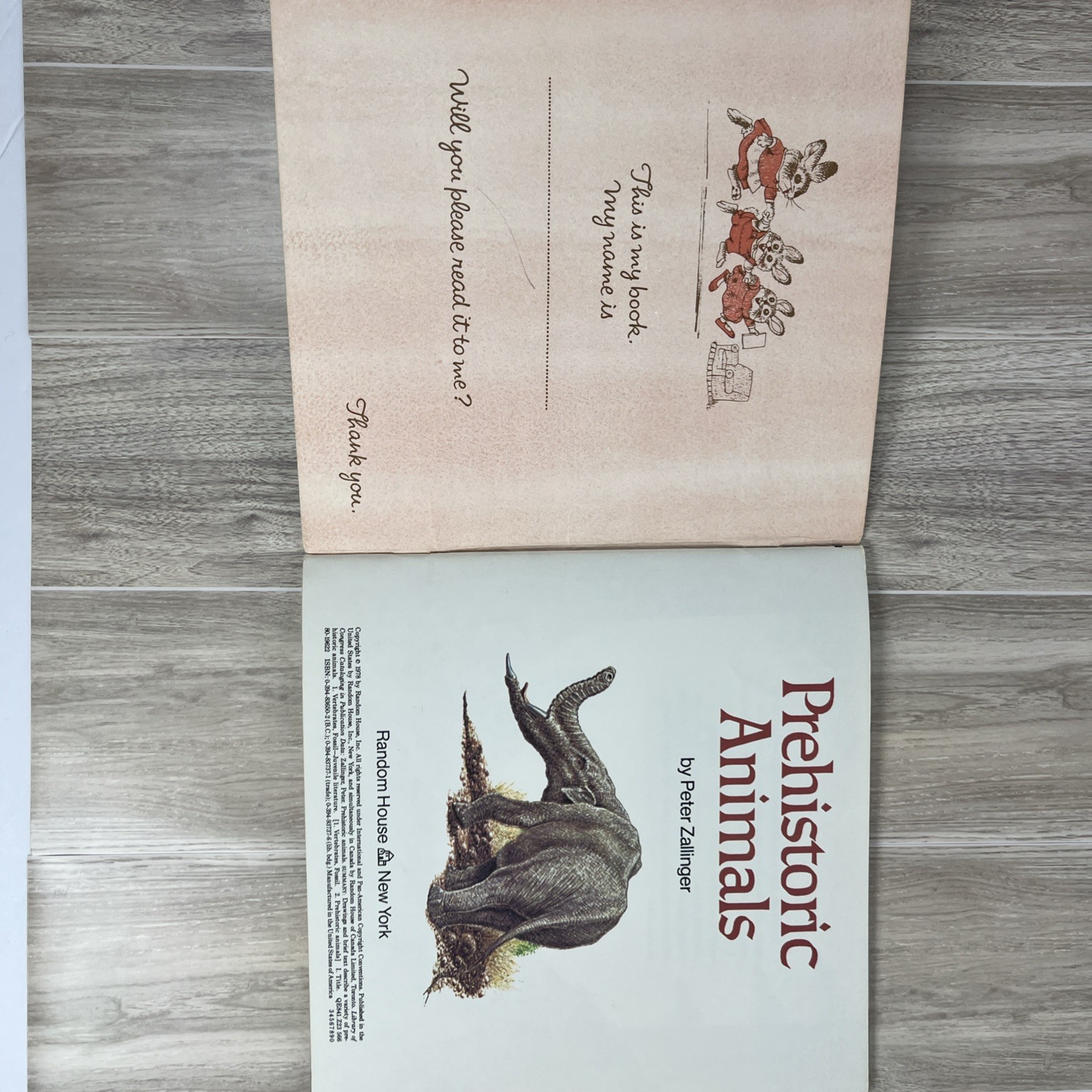 Prehistoric Animals (Pictureback(R)) – Paperback – ACCEPTABLE