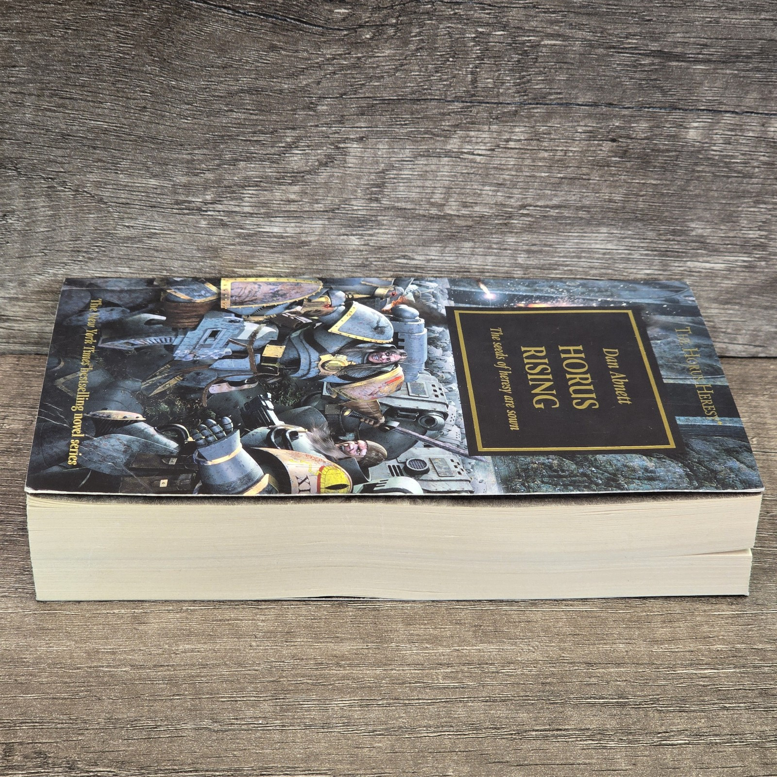 Horus Rising (1) (The Horus Heresy)