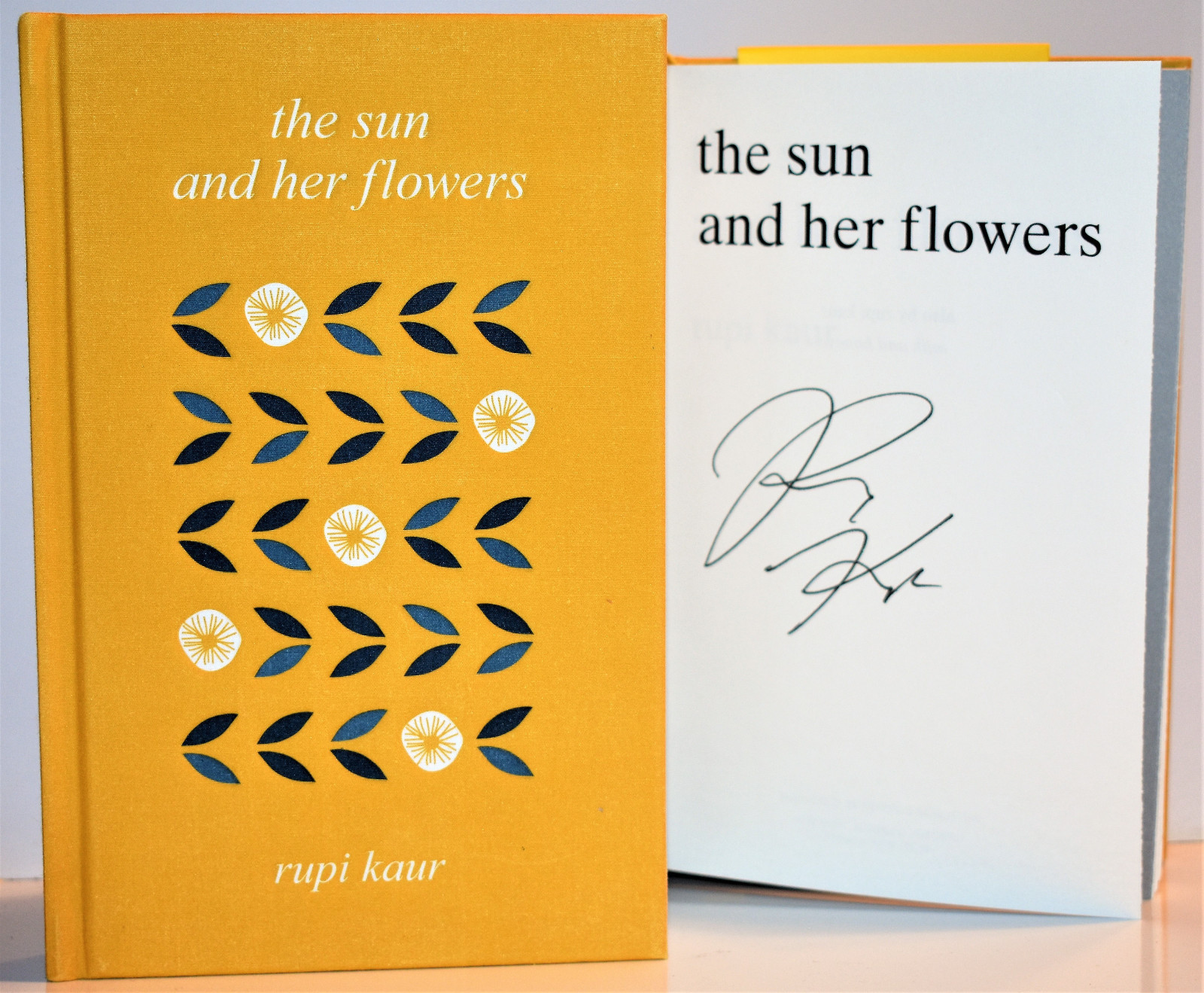 The Sun and Her Flowers AUTOGRAPHED / SIGNED + Milk & Honey Rupi Kaur NEW