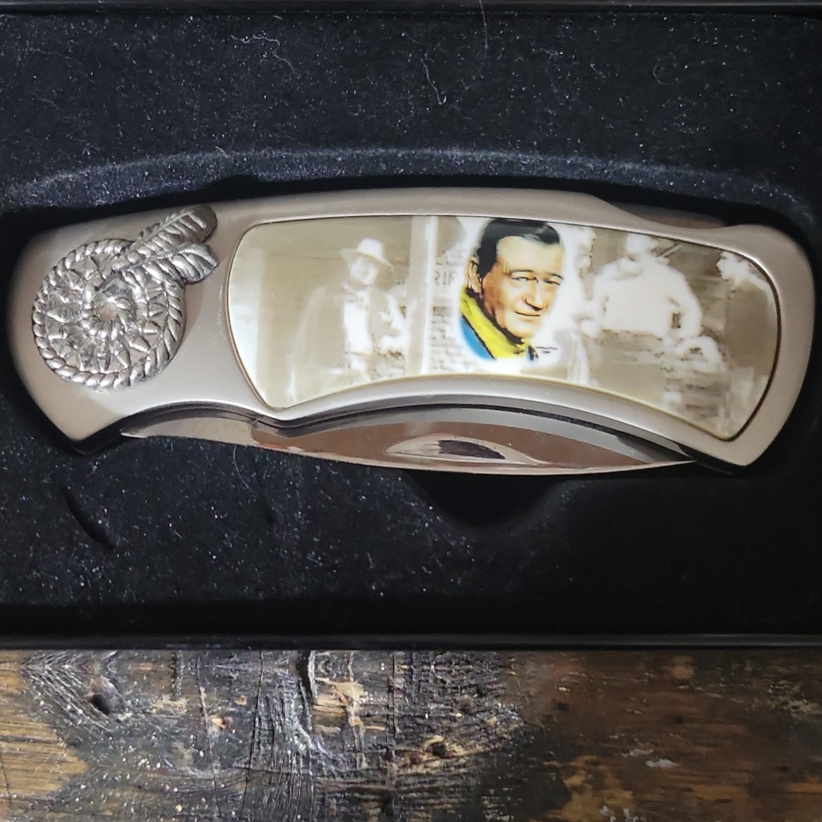 Barnes & Noble The Duke Pocketknife, SS Clip Point Plain Edge, 1997 Book Set