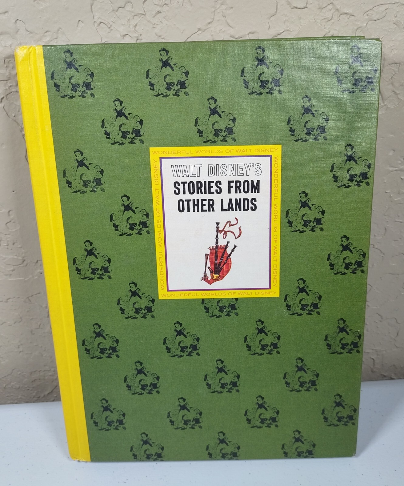 Lot Of 6 VTG HC Books (3) The WALT DISNEY PARADE & (3) WONDERFUL WORLD OF Disney