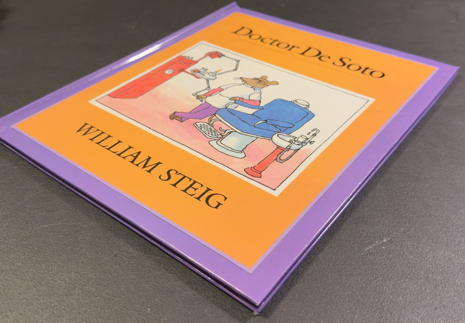 Doctor De Soto William Steig 1982 Hardcover Newbery Honor Children’s Book