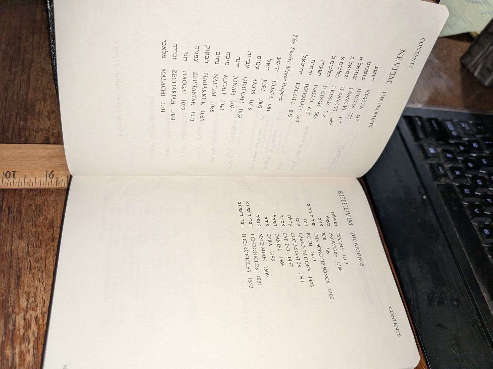 Tanakh, the Holy Scriptures : The New ENGLISH Translation According Traditional