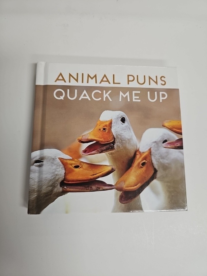 Animal Puns: Quack Me Up by Publications International Ltd, Hardcover, New