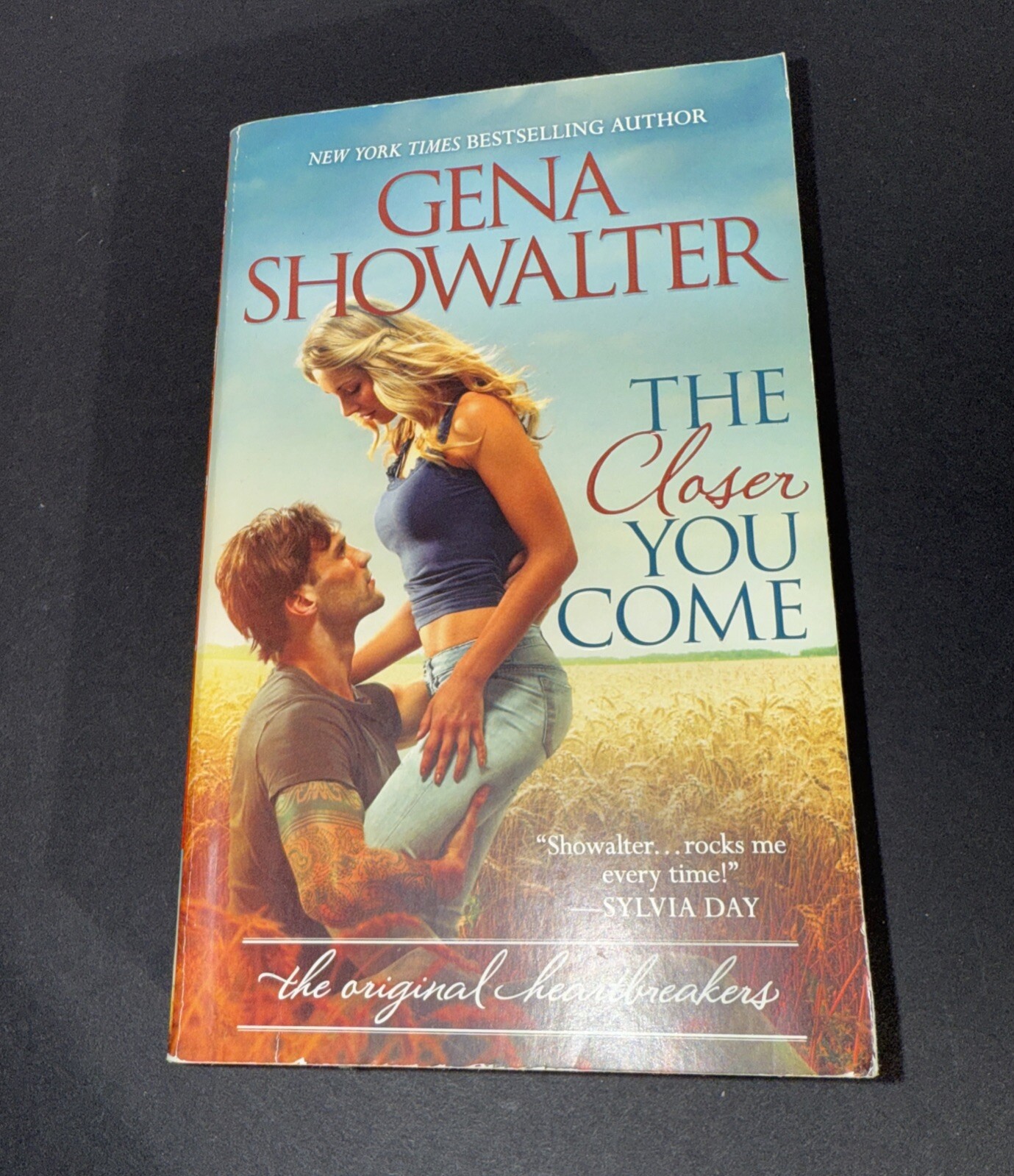 Lot Of 2 Bilingual Romantic Novels – One Is Signed – Vintage – Love Stories