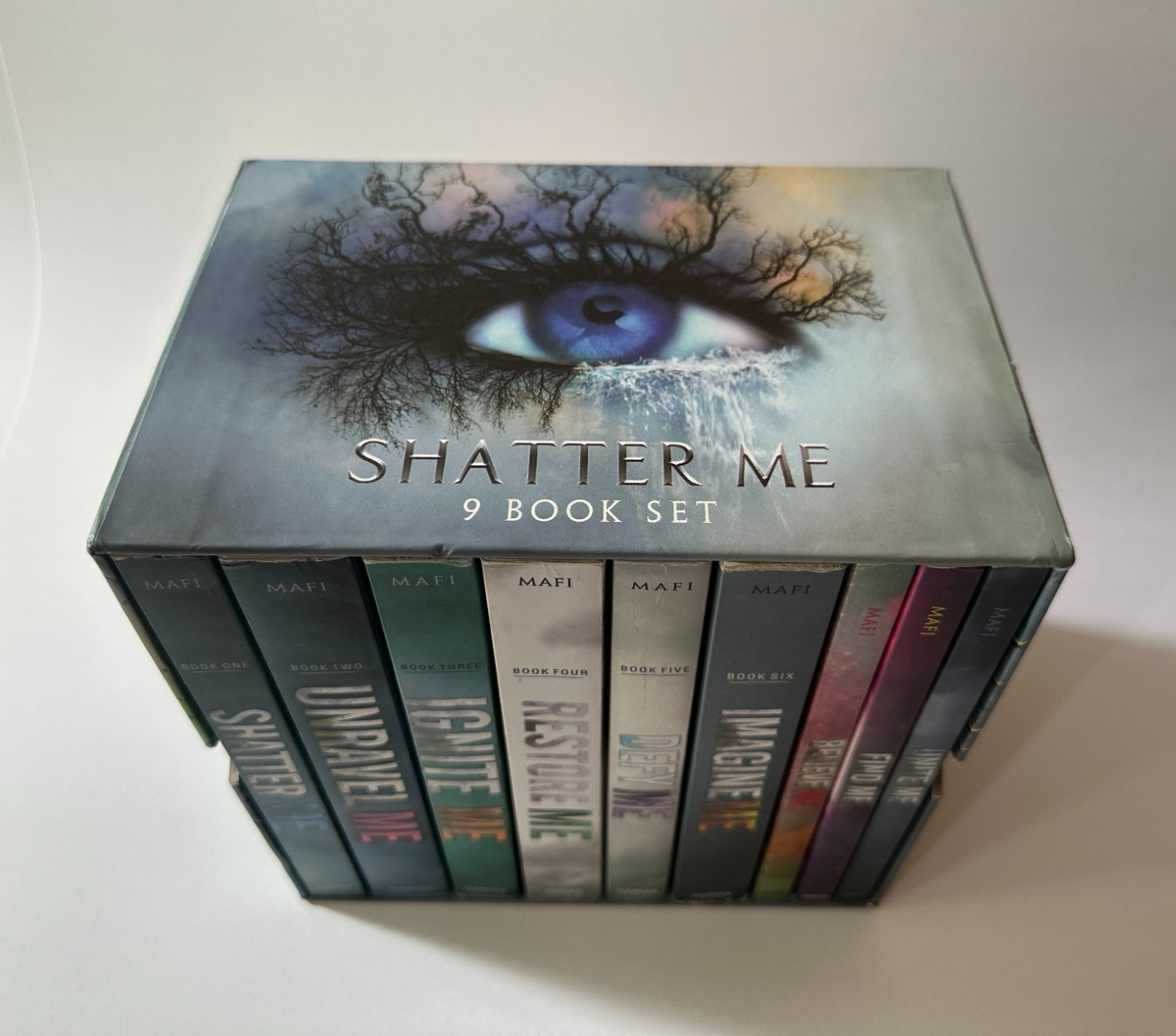 Tahereh Mafi SHATTER ME The Complete Collection – 9 Vol Trade Paperback Box Set